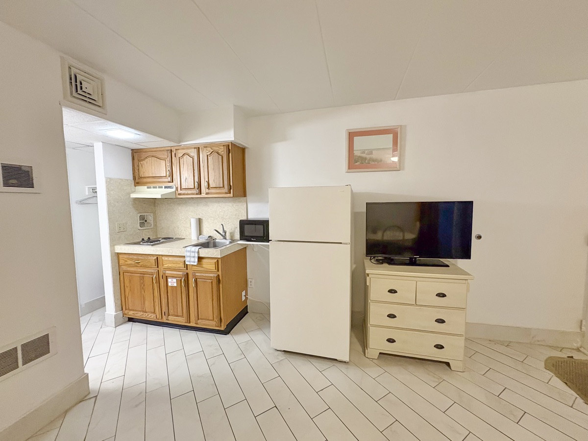 2 Room Efficiency Suite view 2